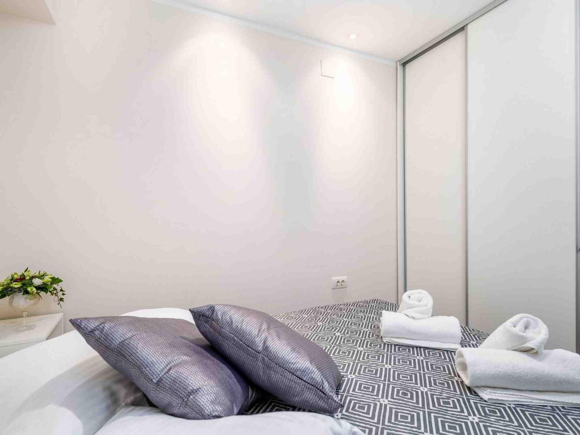 Srok Apartments With Pool Кастав Стая снимка
